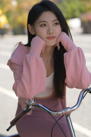 《饥渴的女人》主演是谁